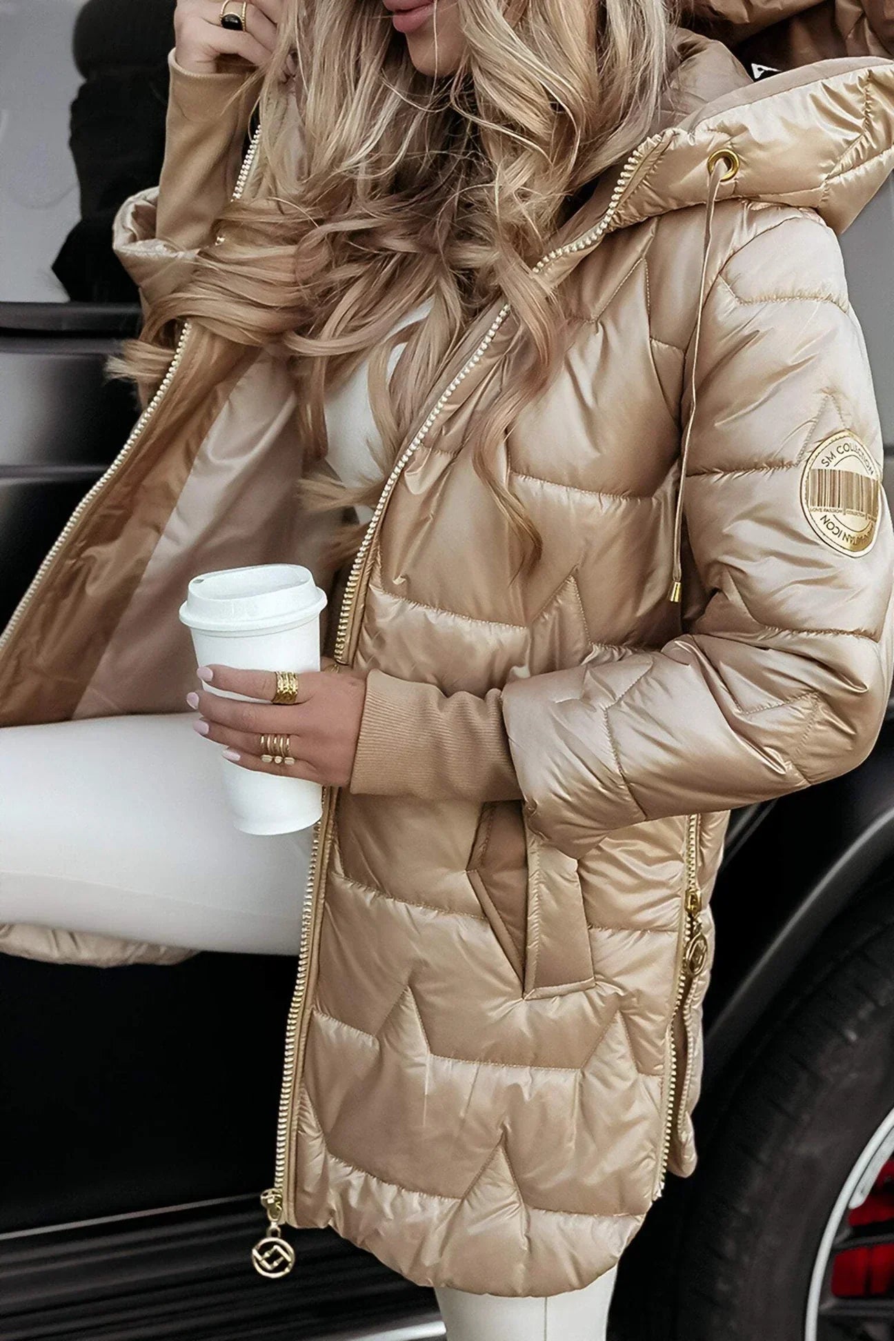 Astrid™ | Élégant manteau d'hiver à capuche et doublure