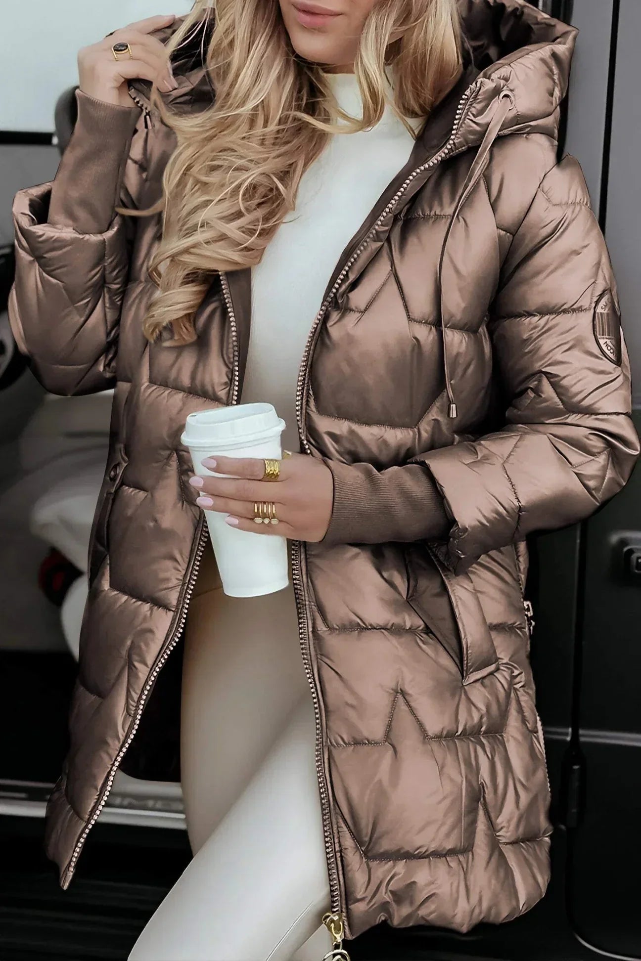 Astrid™ | Élégant manteau d'hiver à capuche et doublure