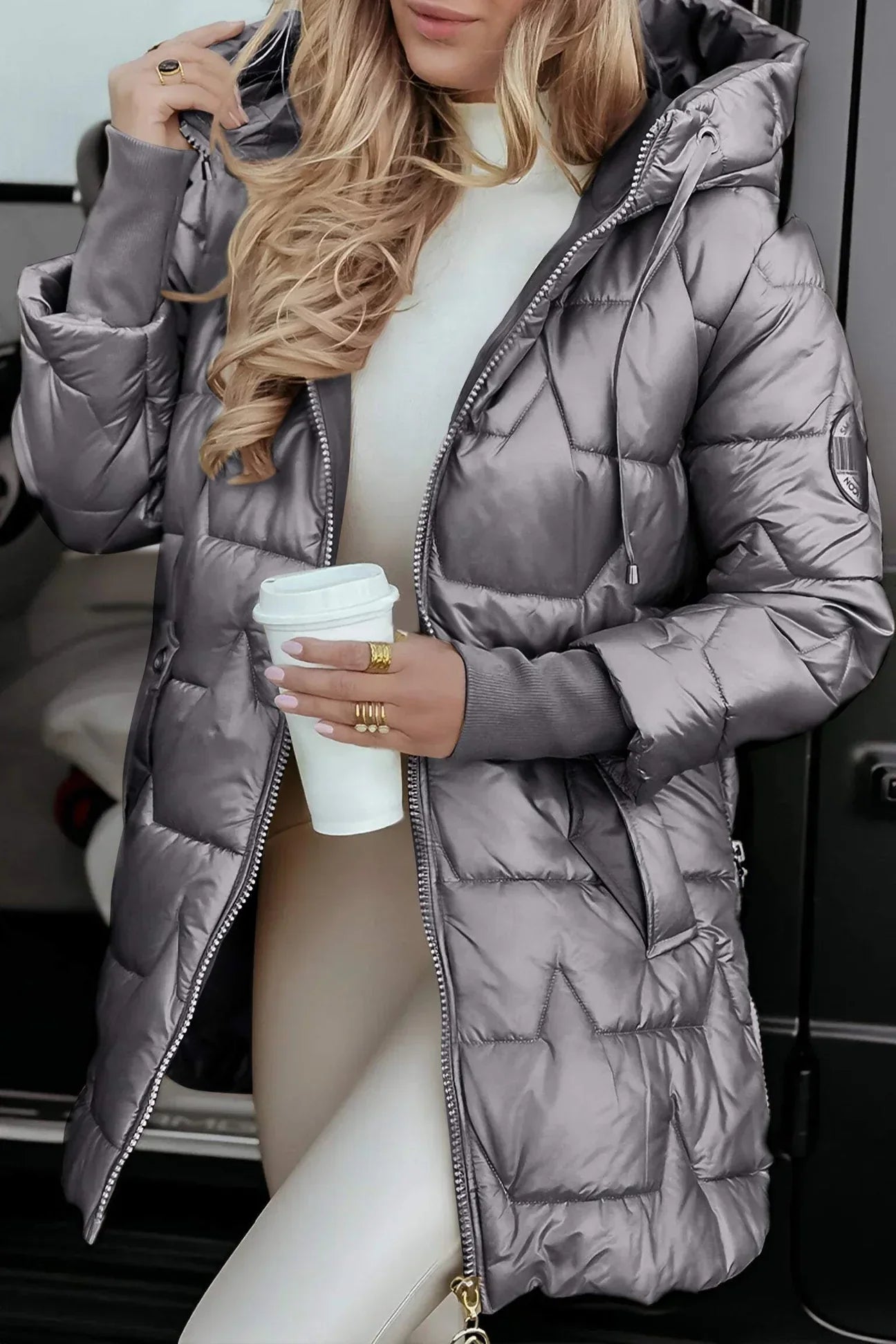 Astrid™ | Élégant manteau d'hiver à capuche et doublure